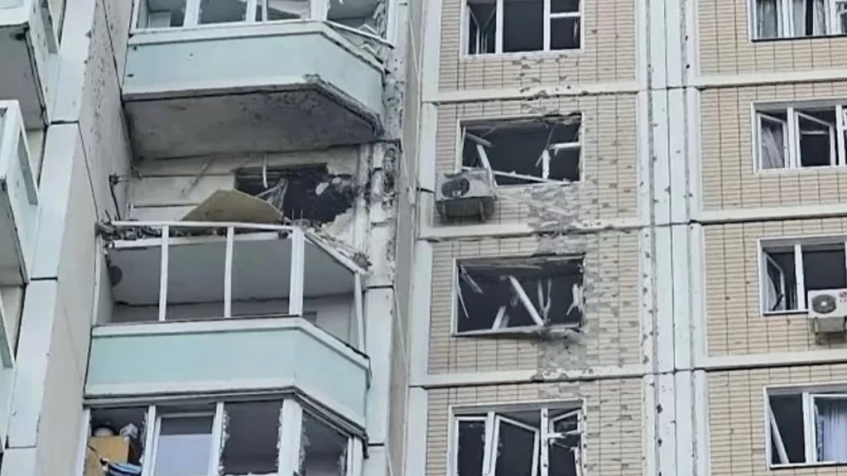 Изображение к статье: Разрушеная многоэтажка