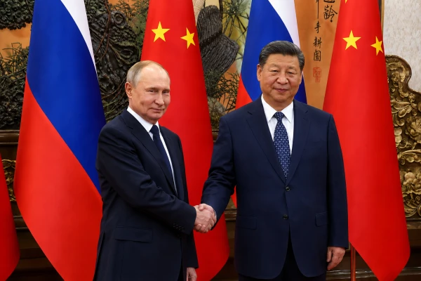 Президент России Владимир Путин и председатель КНР Си Цзиньпинь