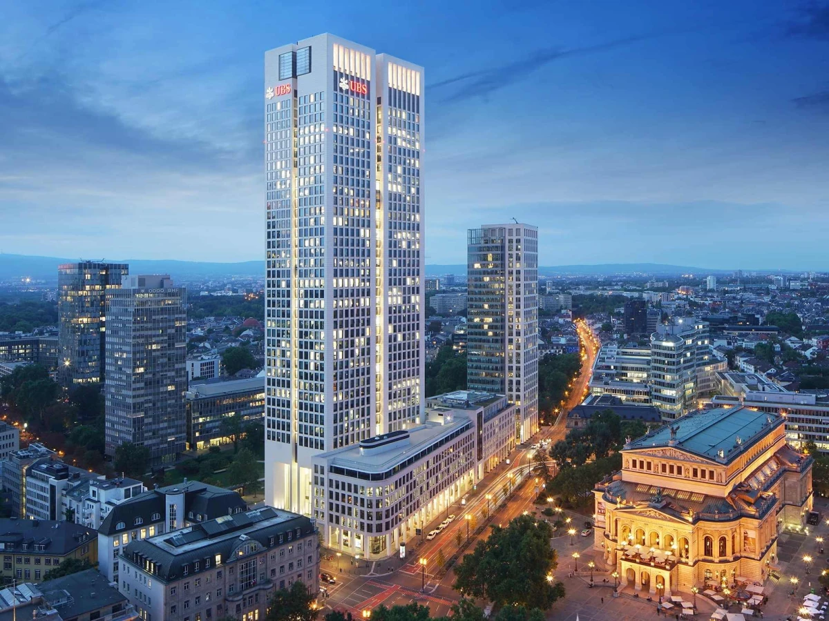 Изображение к статье: OpernTurm во Франкфурте.