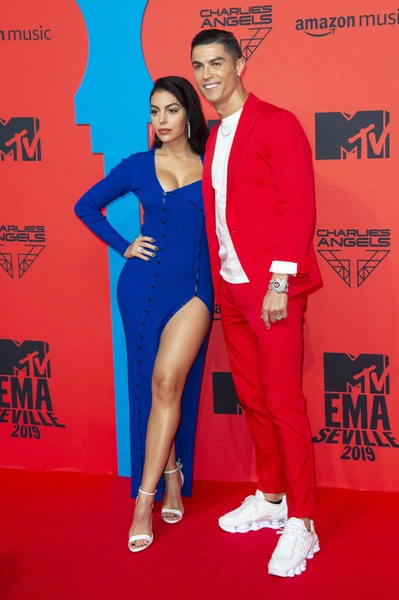 Джорджина Родригес и Криштиану Роналду