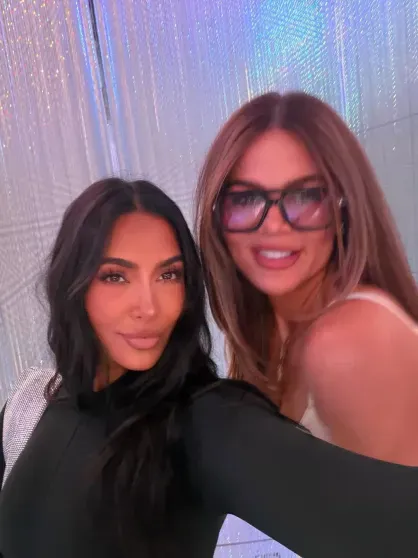 Kim Kardashian and Khloé Kardashian