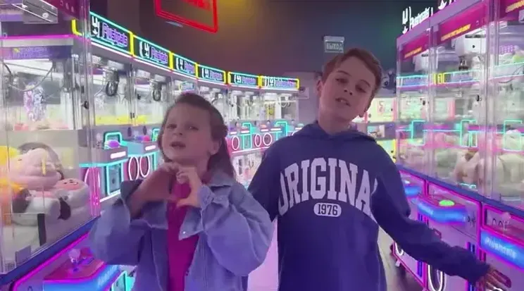 Кадр из видео