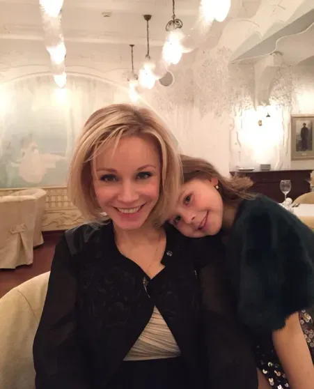 Марина Зудина и Мария Табакова