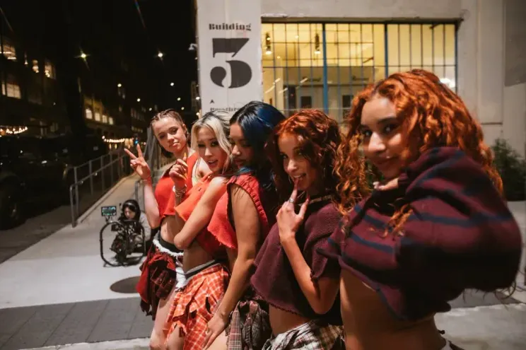 Шайло на съёмках клипа