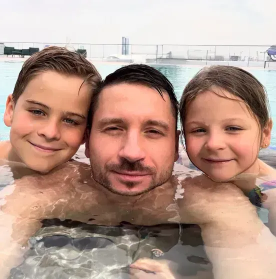 Sergey Lazarev with children