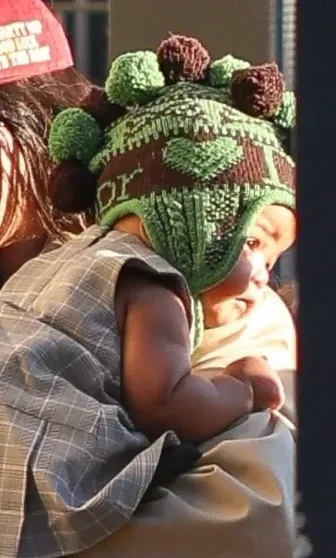 Дочь Рианны Роки