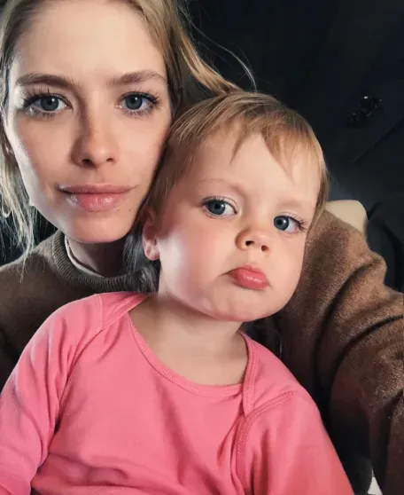 Елена Перминова с дочерью