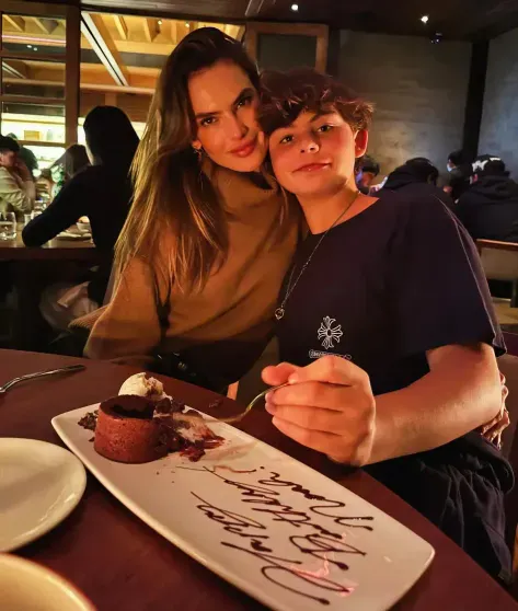 Алессандра Амбросио с сыном Ноа