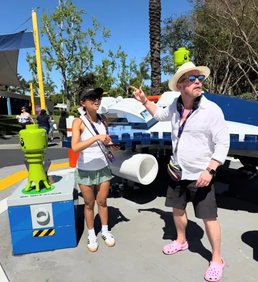 Бренда Сонг и Маколей Калкин