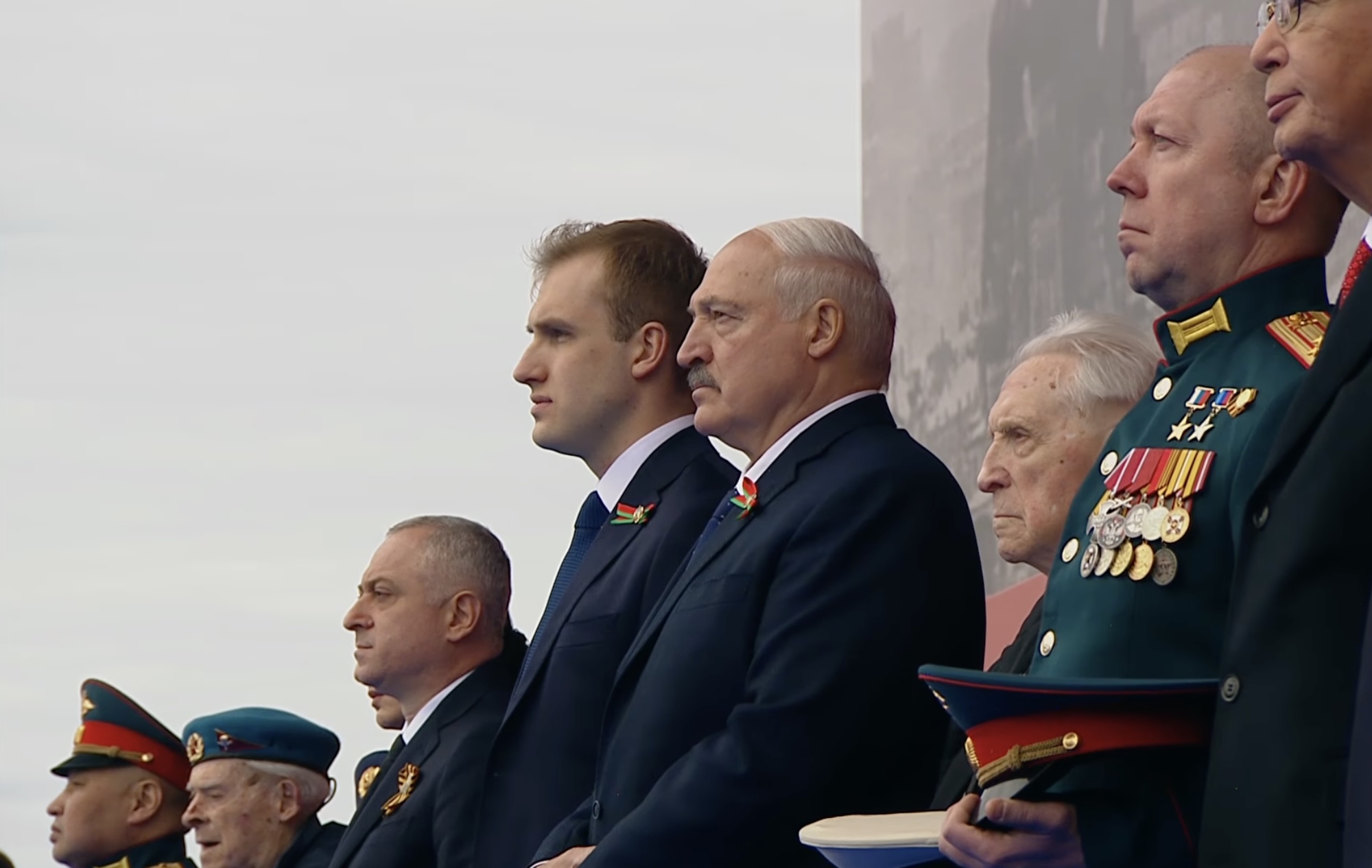 lukashenko-sin.jpg