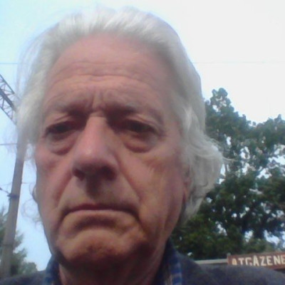 Петерис Карловс