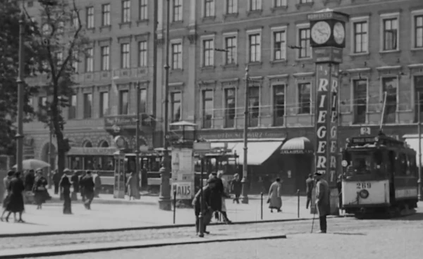 Обычное рижское утро, только в 1934 году