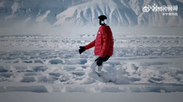 Робот вытоптал эмблему итальянской Олимпиады