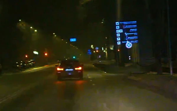 Иду на таран: в Латвии полицейская машина врезалась в «BMW» - два раза