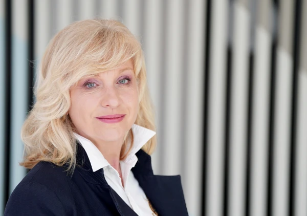 «Мы живем в эпоху войн» – Регина Лочмеле о необходимости сильного лидера